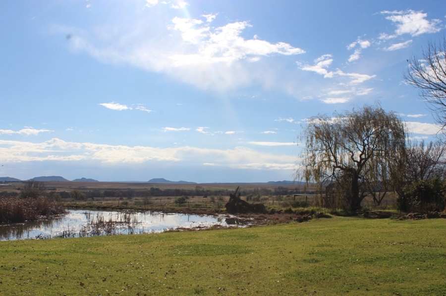 6 Bedroom Property for Sale in Aliwal North Eastern Cape